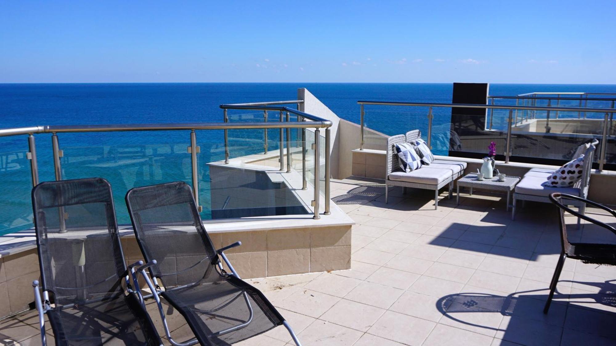 Апартаменти Бяла Клиф На Плажа - Apartments Byala Cliff First Line エクステリア 写真