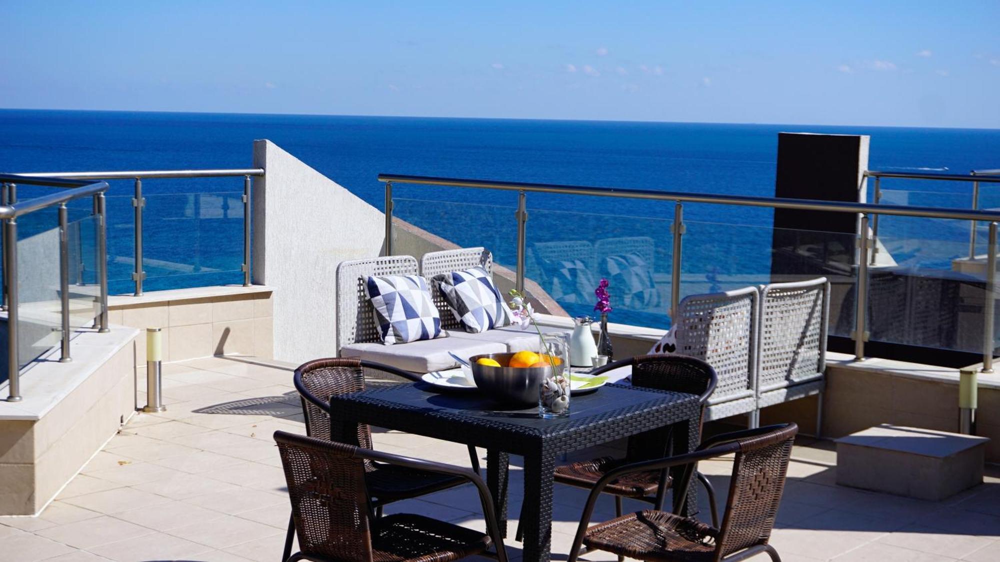 Апартаменти Бяла Клиф На Плажа - Apartments Byala Cliff First Line エクステリア 写真