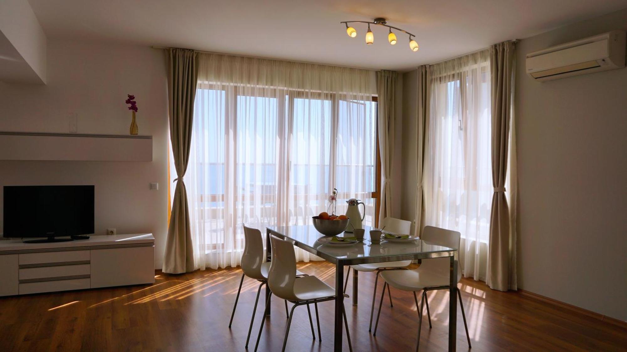 Апартаменти Бяла Клиф На Плажа - Apartments Byala Cliff First Line エクステリア 写真