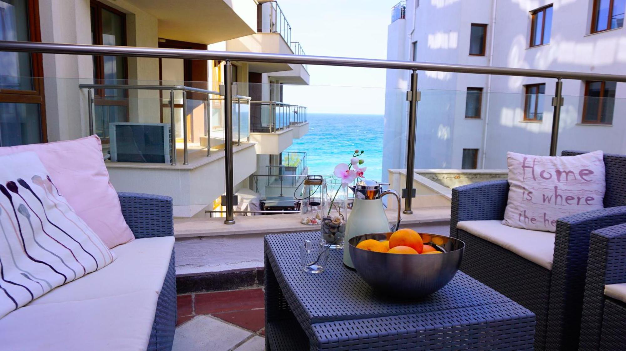 Апартаменти Бяла Клиф На Плажа - Apartments Byala Cliff First Line エクステリア 写真