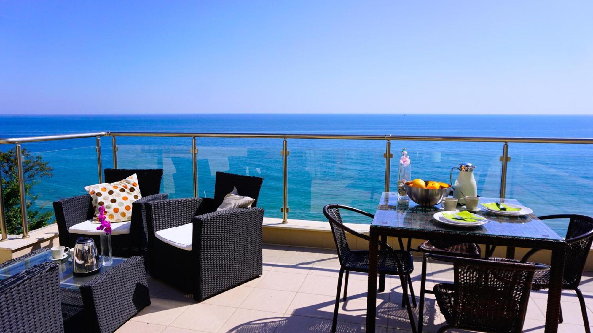 Апартаменти Бяла Клиф На Плажа - Apartments Byala Cliff First Line エクステリア 写真